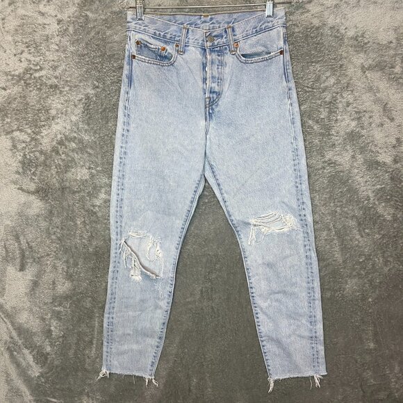 Levis Women Grunge Distressed Wedgie Icon Fit Ankle Light Wash Button Jean 27 - Picture 1 of 16